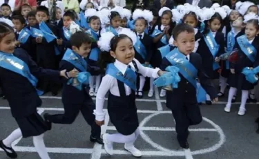 Сагадиев: на решение проблемы переполненности школ нужно четыре года