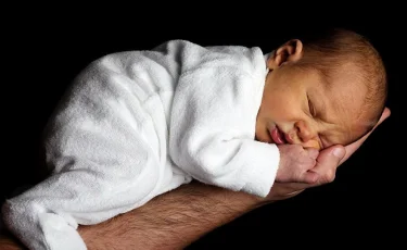 Рудный әкімінің орынбасары келіншегін көлікте өзі босандырып алды