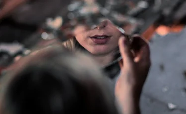 Оқушы қызды зорлап, оның анасын өлтірген қылмыскер түрмеде отырмайтын болды