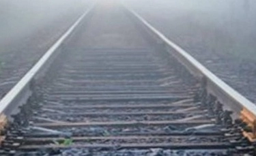 Женщина попала под поезд в Уральске