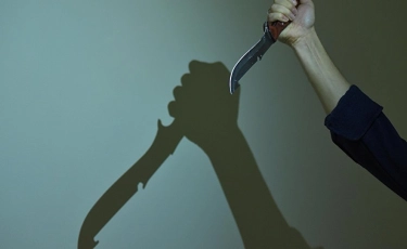 Жантүршігерлік оқиға: әйел адам құрбысын қызғаныштан бауыздап өлтірді