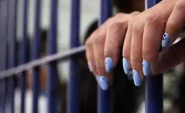 Басқаға үйленбек болғаны үшін: Әйел күйеуінің денесін қуырып, онымен жұмысшыларды тамақтандырған