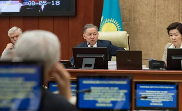 Нығматулин сұраққа жауап бере алмаған вице-министрге шүйлікті