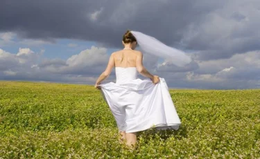 «Шешесі түнде ішіп келген»: тараздық бойжеткен беташар алдында қашып кетті