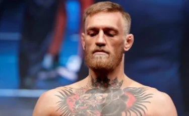 Конор МакГрегор спортпен қош айтысты 