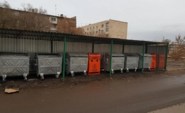 В Караганде обнаружили тело младенца у мусорки