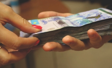 Главный бухгалтер аэропорта Нур-Султана подозревается в хищении 1,3 млрд тенге