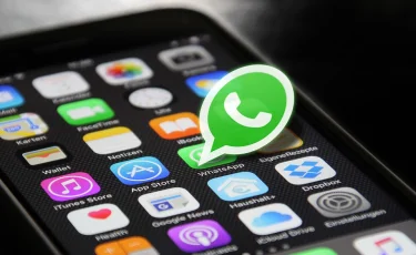 Подавать в суд на своих пользователей собирается WhatsApp