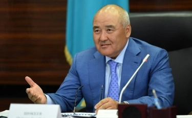 «Родственников на работу не беру»: Умирзак Шукеев ответил на неудобные вопросы
