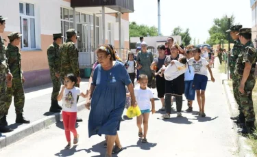 Шөкеев Арыс тұрғындары апта соңында үйіне оралатынын айтты