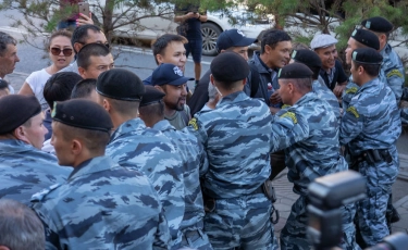 "Переговорную полицию" предлагают создать в Казахстане