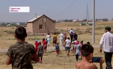Коммуналдық қызметтің зары өткен Түркістан облысының тұрғындары шу шығарды