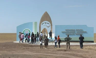 «Қорғалжын» табиғи қорығында қоқиқаз бейнеленген стела ашылды