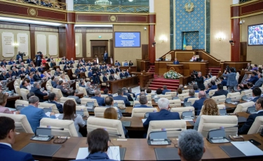 Нигматулин созвал совместное заседание палат парламента 