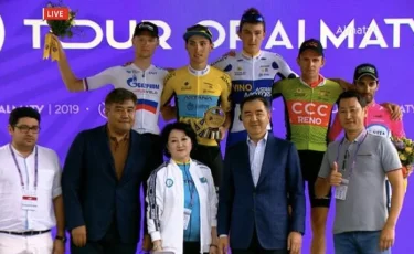 Победителем велогонки Tour of Almaty стал Юрий Натаров