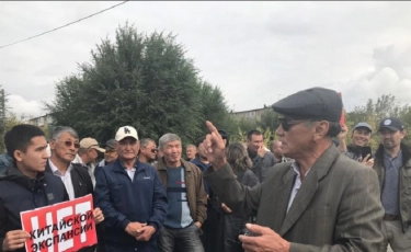 Против строительства китайских заводов: в Алматы, Нур-Султане и Жанаозене прошли акции протеста