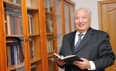 Қазақтың абызы, халық жазушысы Әбіш Кекілбаевтың туғанына 80 жыл