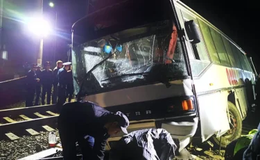 Шамалғандағы апат: пойыз жолаушылары болған жайтты ертесі күні бір-ақ білген