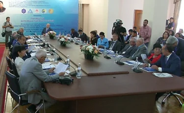 Алматыда  Беркімбай Пәрімбетовтің 90 жылдығына конференция өтті
