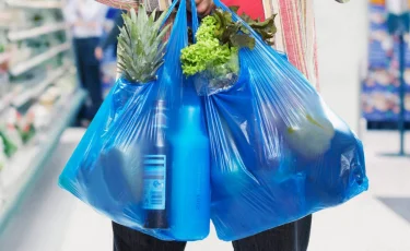 2025 жылға қарай Қазақстан пластик пакеттен мүлдем бас тартады