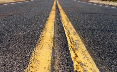 Алматыда жаңадан асфальт төселген жолдардың сапасы тексерілуде 