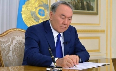 Назарбаев отправил телеграмму императору Японии