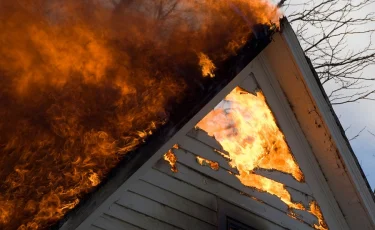 Алматыда жекеменшік үй өртеніп, үй иесі көз жұмды 