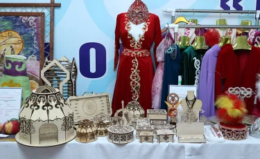  «Іскер Аналар» мен «Жас кәсіпкерлерге» жаңа іс бастауға мүмкіндік берілді