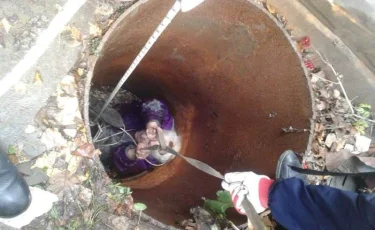 Петропавлда 83 жастағы кейуана құдыққа құлап кетті 