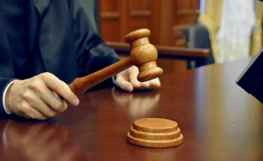 Начальник станции Алтынколь осужден за взятки 