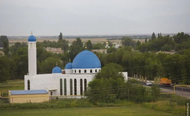 Алматының іргесіндегі Чапай ауылы күн санап көркейіп келеді