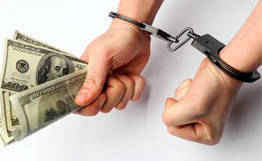 Жемқорларды ұстап берген жандарға параның 10%-ы беріледі