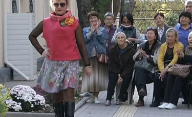 Қарт қолөнер шеберлері сән үлгісін көрсетті