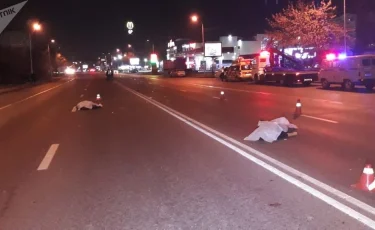 Алматыда екі ер адамды көлік қағып кетті 