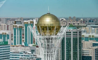 Остался без света: символ столицы "Байтерек" закрыт для посетителей 