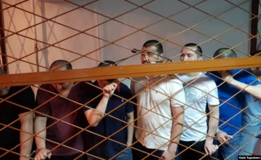 Алматыда 8 адам «терроризмді насихаттағаны үшін» 5,5 жылға сотталды