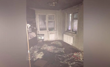 "Бір әйел қаза тапты": Петропавлда бес қабатты үй өртенді