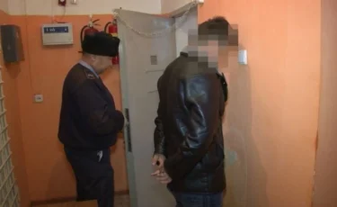 Алматы облысында туысын өлтіріп, жолдың бойына тастап кеткен күдікті ұсталды