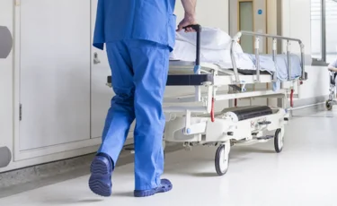 Павлодарда оқушы пышақ жарақатымен жансақтау бөліміне түсті