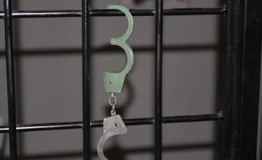 Мужчину нашли мертвым в камере СИЗО Караганды 
