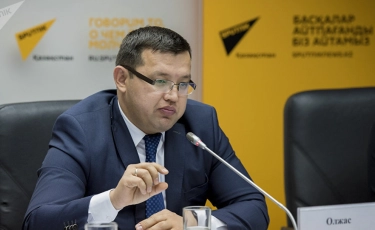 Олжас Худайбергенов стал внештатным советником Президента 