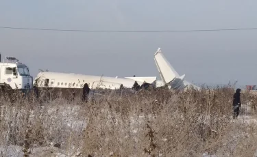 "Қаза тапқандар бар": Алматыда Bek Air ұшағы құлады