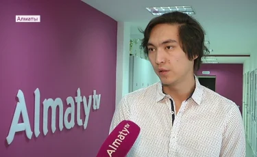 «Выбежал стюард, было видно, что ему страшно», - пассажиры рейса Алматы-Нур-Султан о крушении самолета