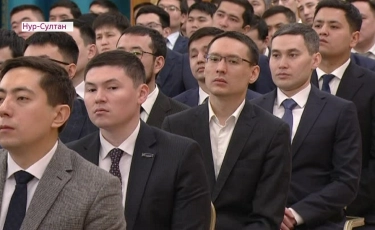 Президенттік кадр резервіне енген 100 үміткер мемлекеттік қызметке тағайындалмақ