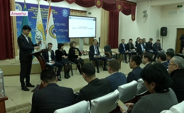 Алматылықтар Турксіб ауданы әкіміне қордаланған мәселелерін жайып салды 