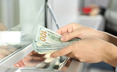Доллары не продают в ряде обменных пунктов Казахстана