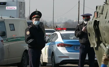 Более трёх с половиной тысяч человек покинули Алматы через блокпосты за сутки