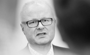 Германияның қаржы министр коронавирусқа байланысты өзіне қол жұмсаған