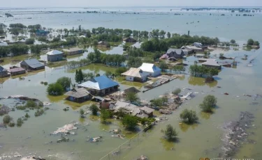 Около 800 жилых домов ушли под воду в Мактааральском районе