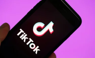 TikTok обвинили в нарушении прав детей